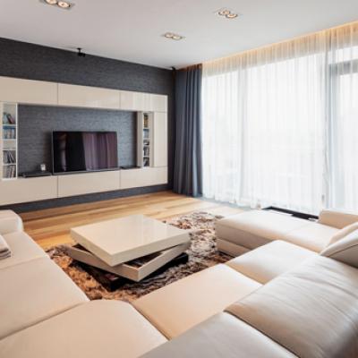01 Home